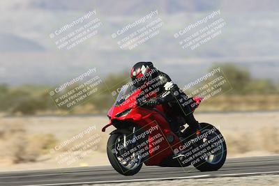 media/Dec-01-2025-Moto Forza (Mon) [[2daa91e15f]]/1-Advanced Group/Session 3 Turn 3 Exit Bump Pans/